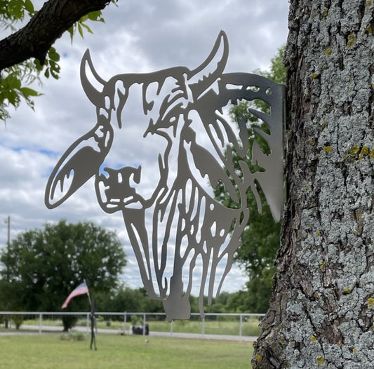 Barnyard Brahman - Yard decoration, tree art tree decor  peeping Brahman wall decor farm animal fence outdoor garden tree signs